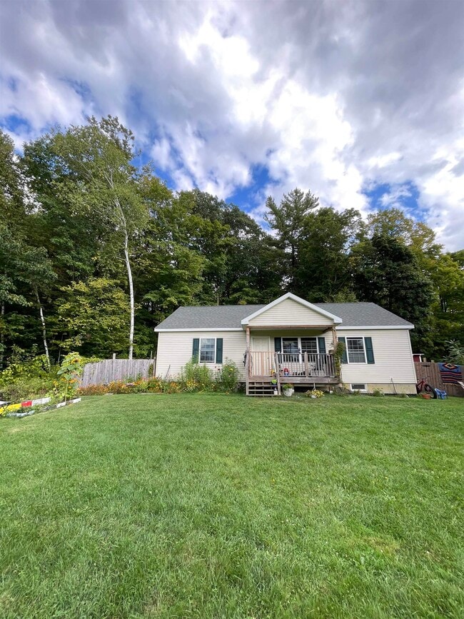 Building Photo - 4 Rock Point Rd