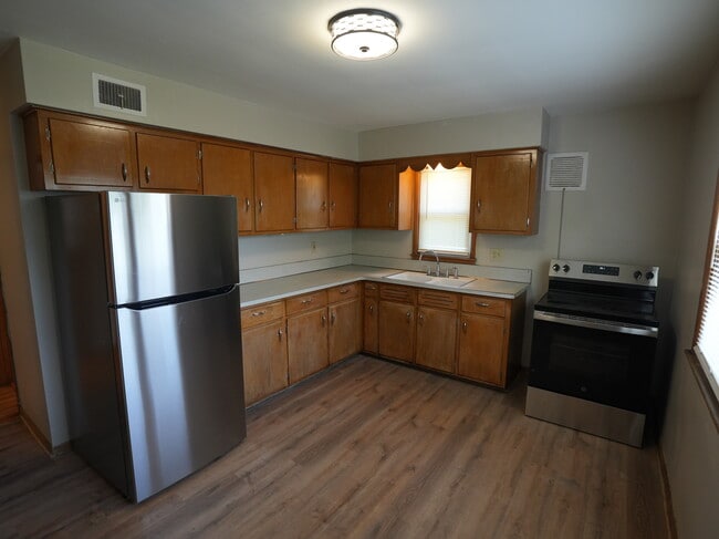 Building Photo - 3600 N 63rd St