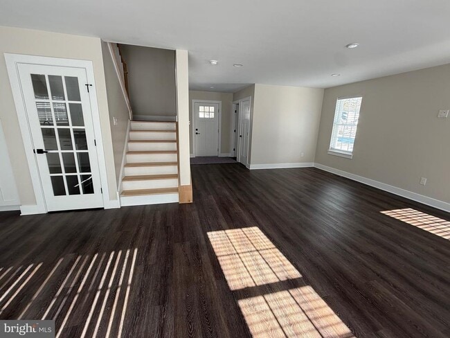 Building Photo - 116 Isabella Dr