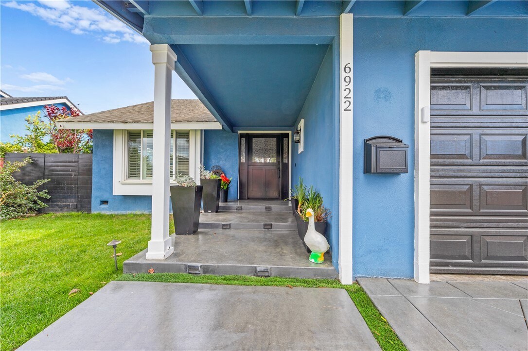 Primary Photo - 6922 Laurelhurst Dr