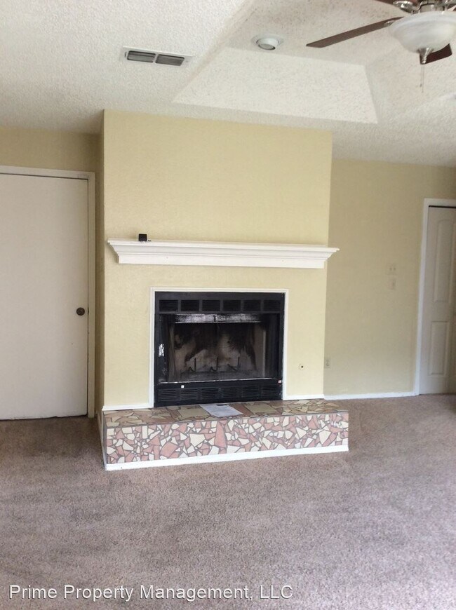 Building Photo - 3 br, 2 bath House - 104 Cades Court