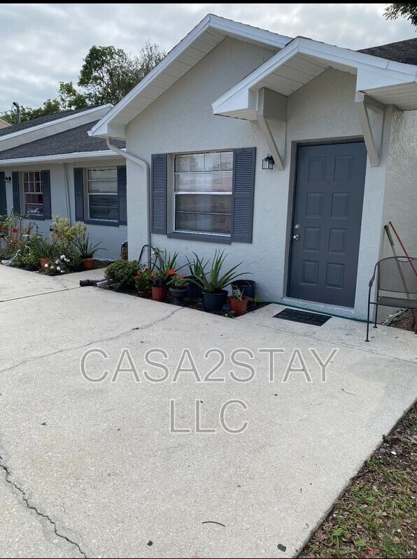 Foto principal - 3846 Madison Ave