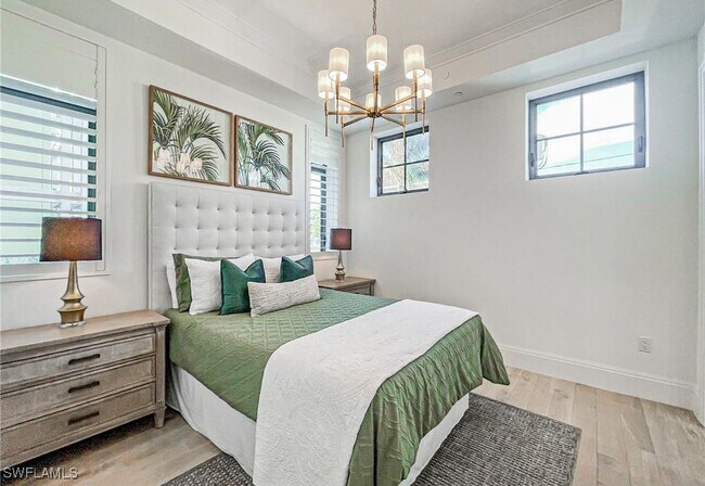 Foto del edificio - 875 6th Ave S
