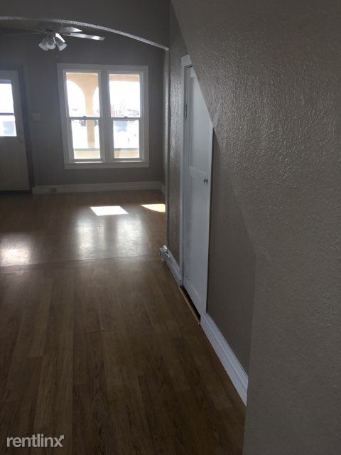 Foto del edificio - 510 1/2 E Porter St