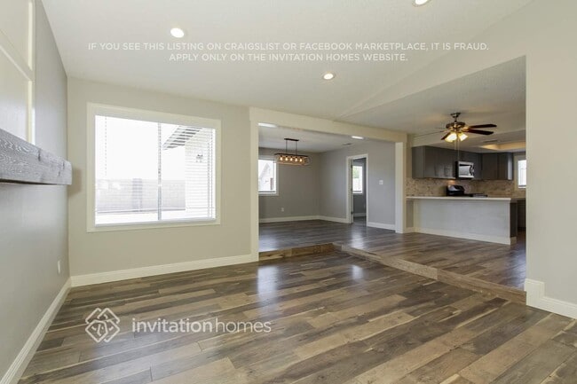 Building Photo - 15830 N 59th Dr