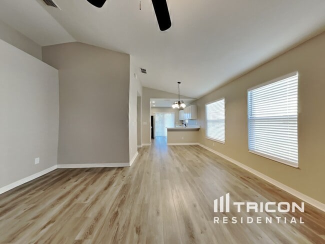 Building Photo - 10120 37th Court E Parrish FL