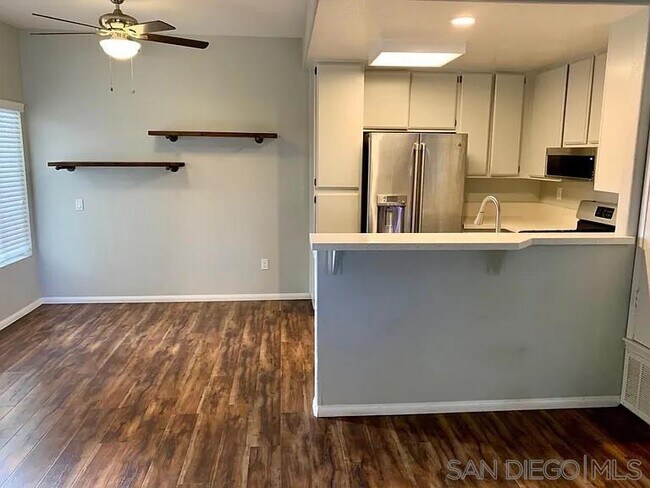Foto del edificio - 445 Ribbon Beach Way