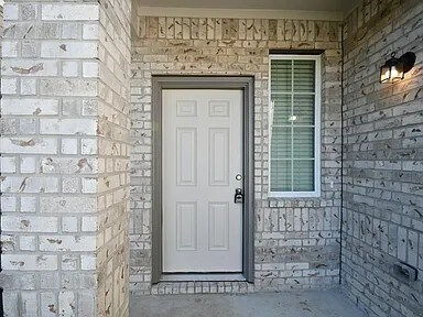 Building Photo - 17419 Cuthbert St
