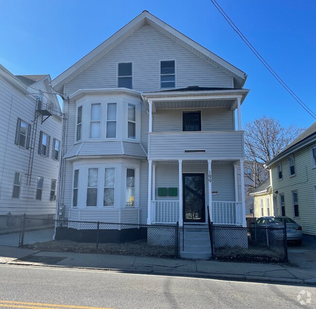 Building Photo - 199 Pawtucket Ave