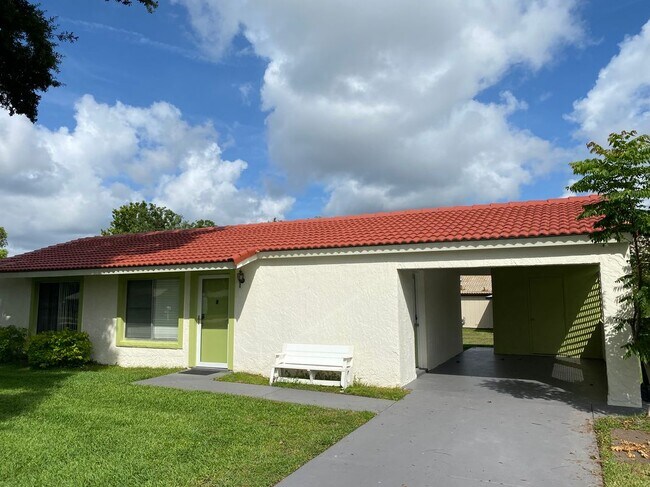 Foto del edificio - 10116 Fairtree Ln