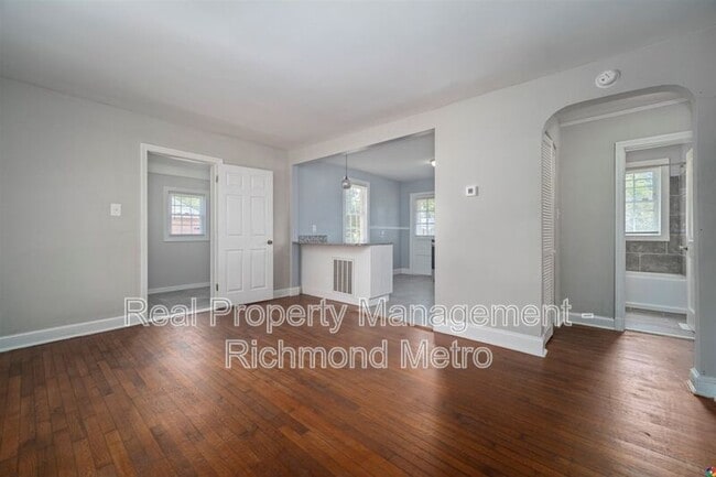 Building Photo - 4509 Chipoax Ave