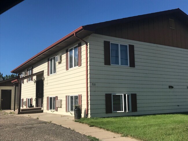 Foto del edificio - 710 11th St E