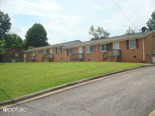 Primary Photo - 1809 Mountainbrook Dr