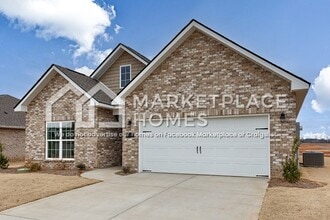 Building Photo - 113 Saylor Rose Dr