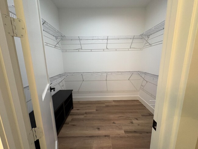 Building Photo - 4261 Kathy Ave