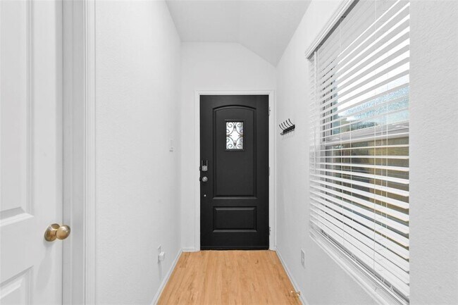 Building Photo - 19323 Via Vinovo Ct