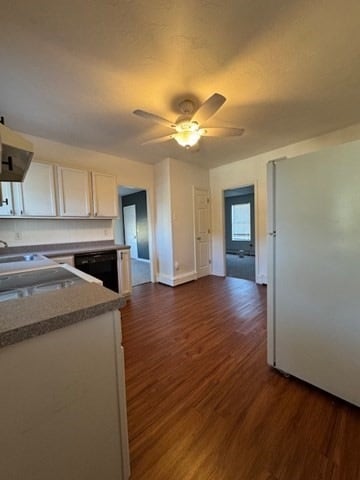 Building Photo - 674 E Washington St