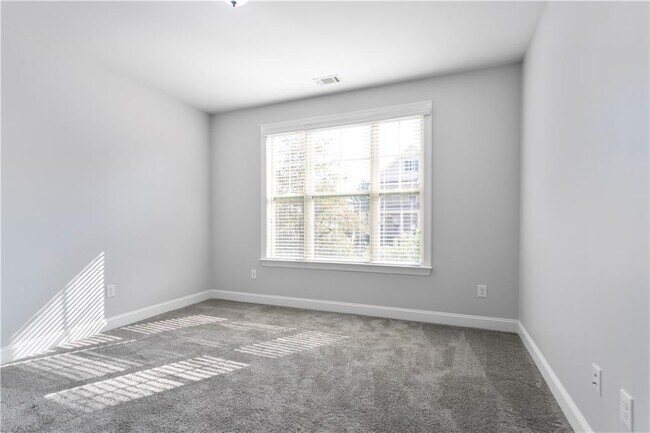 Foto del edificio - 330 La Perla Dr