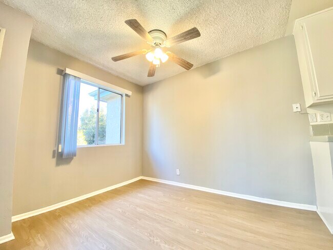 Building Photo - 3671 Midvale Ave Los Angeles, CA 90034