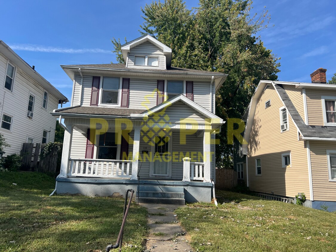 Foto principal - 3 bedrooms 1 bathrooms house for rent