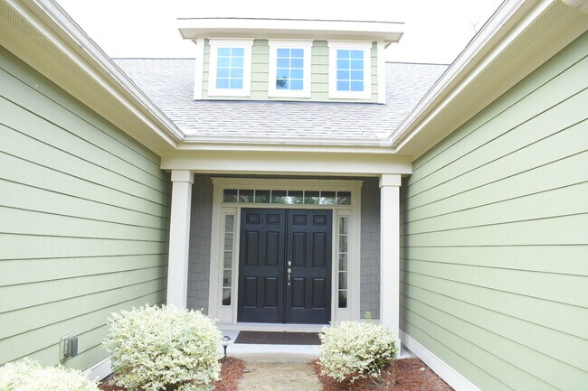 Foto del edificio - 586 Ribble Dr SE