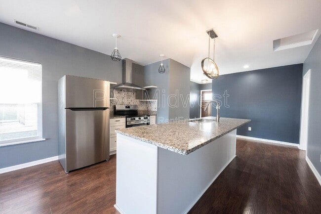 Foto del edificio - 3157 E Washington St