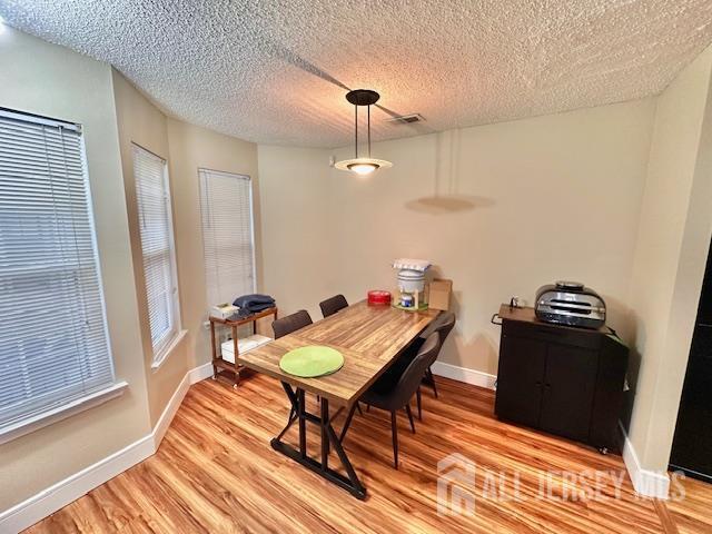 Foto del edificio - 211 Sunshine Ct