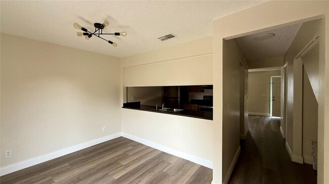 Building Photo - 206 Century Blvd