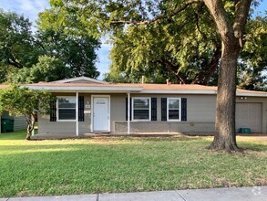 Building Photo - 5853 Holloway St