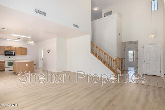 Foto del edificio - 17229 W Caribbean Ln