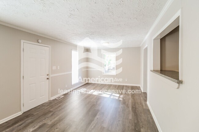 Foto del edificio - 4316 Summerhill Dr