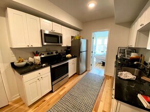 Building Photo - 1537 Cecil B. Moore Ave