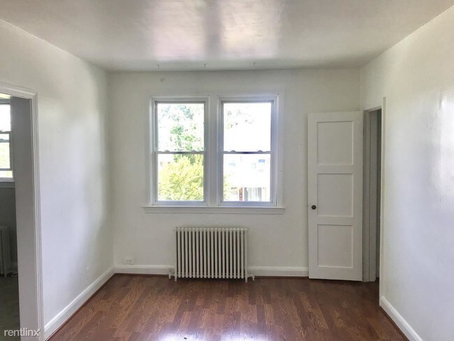 Building Photo - 1115 Cedarcroft Rd