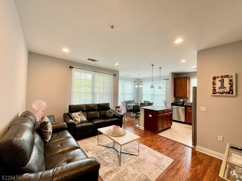 2104 Ramapo Ct Unit 2104, Riverdale, NJ 07457 Room for Rent in