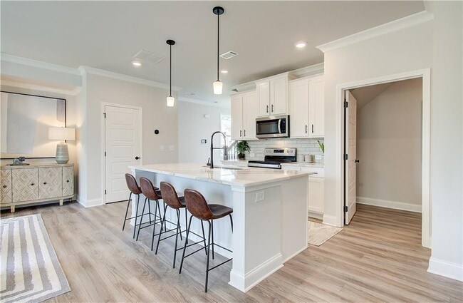 Building Photo - 0 Cypress Pk Dr