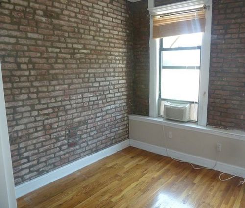 Foto del edificio - 83 E 3rd St