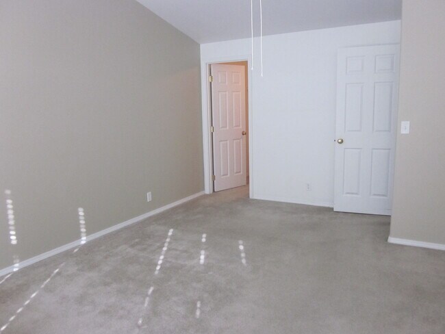 Foto del edificio - 3 Bedroom Single Level Home in NW Redmond