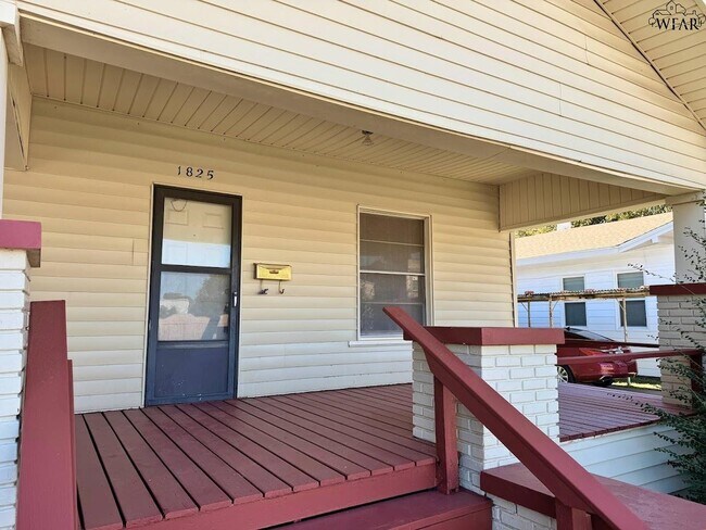 Foto del edificio - 1825 11th St