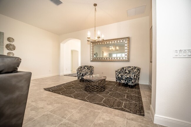 Building Photo - Seasonal 3BR/2BA  with 2-car Garage and PO...