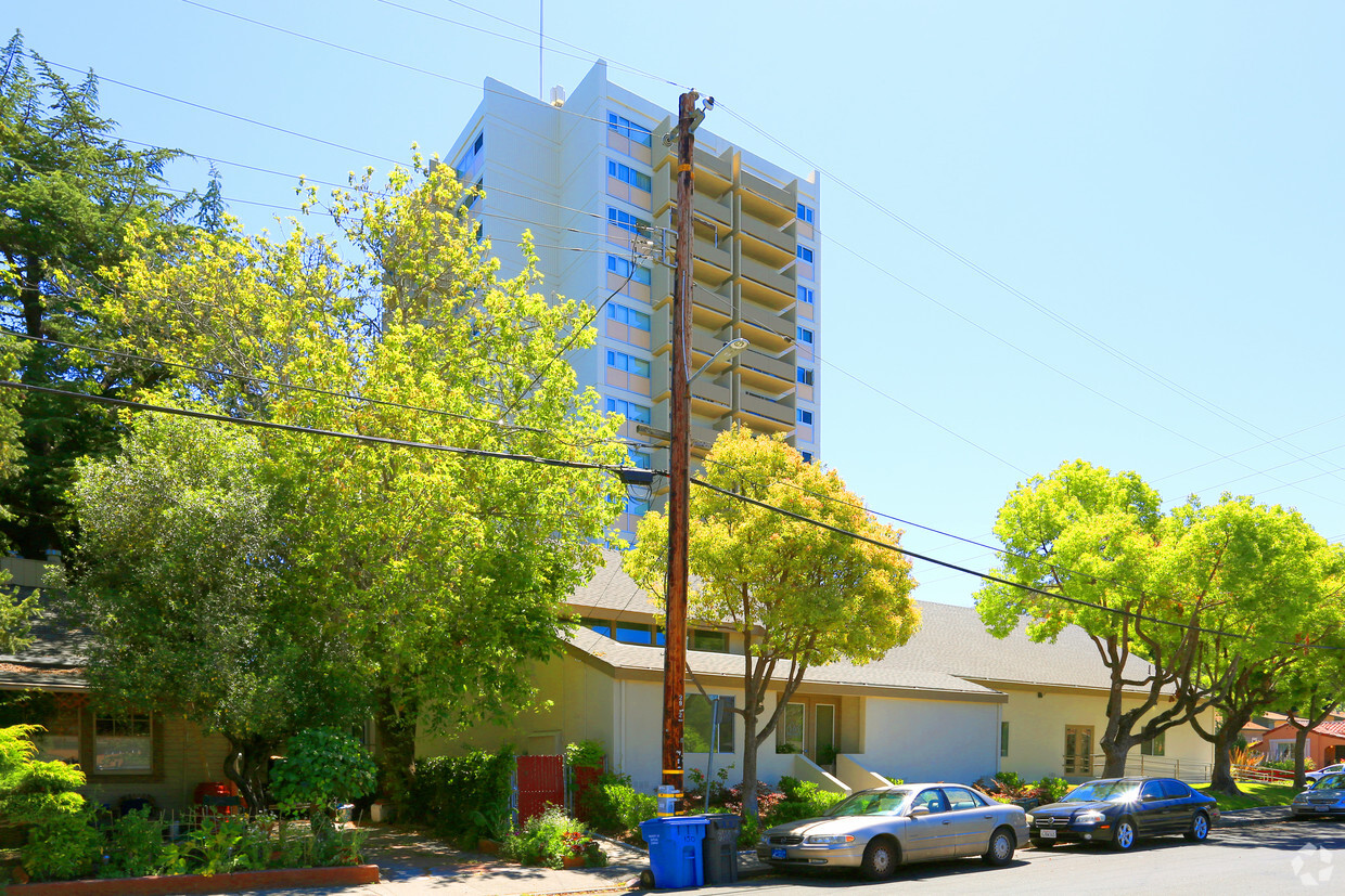 Building Photo - Bethlehem Tower