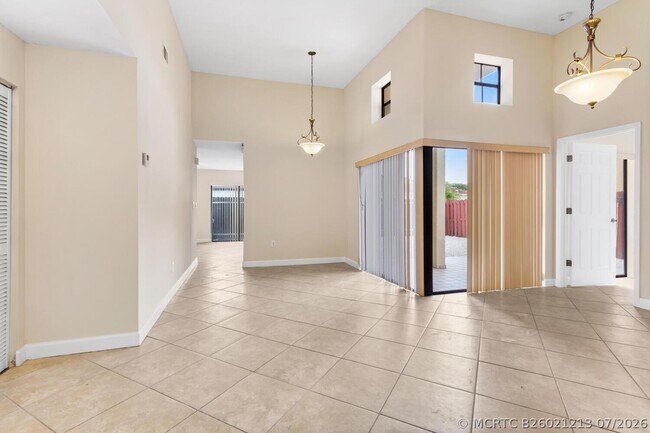 Foto del edificio - 8871 SW 6th St