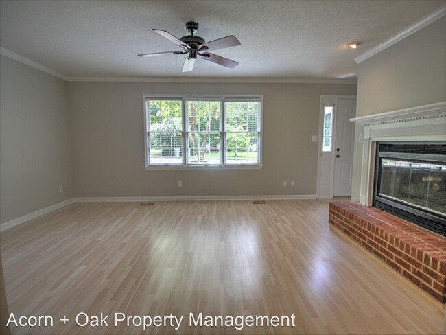 Building Photo - 3 br, 2 bath House - 2716 Omah St