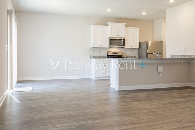 Building Photo - 3514 Quintana Dr