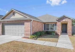 Building Photo - 532 Glenway Dr