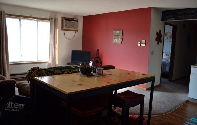 Foto del edificio - 216 West Ave