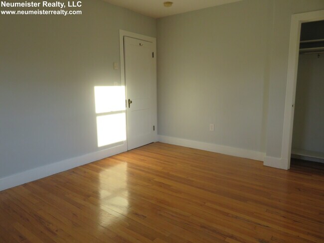 Building Photo - 31 Beechcroft St