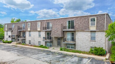 Building Photo - 3408 Balboa Ln