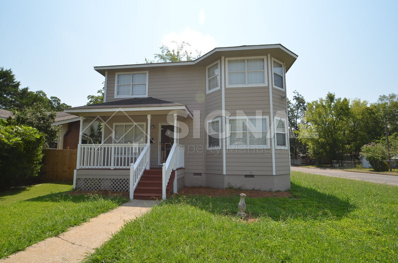 Foto principal - 2721 Avenue F