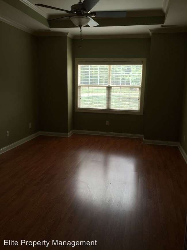 Building Photo - 208 Chippewa Dr