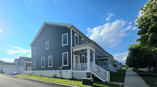 Building Photo - COMING SOON! 4bed-3.5bath home in the Town of Whitehall